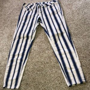 Skinny jeans